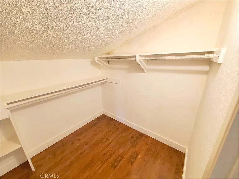 86 S Sierra Madre Blvd #6 — Photo 24