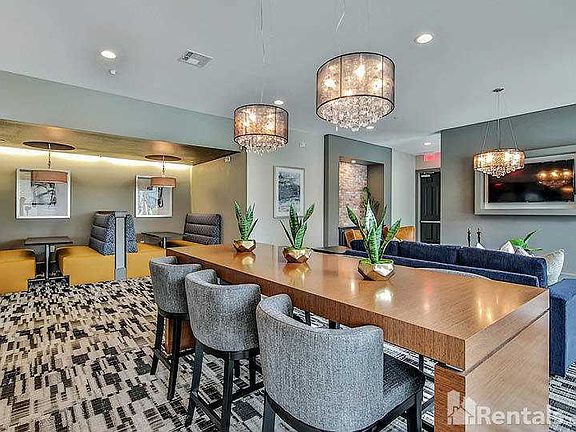 3rd image of 300 Westgreen Blvd