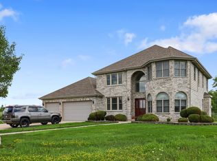 2901 Delphi Ct, Olympia Fields, IL 60461