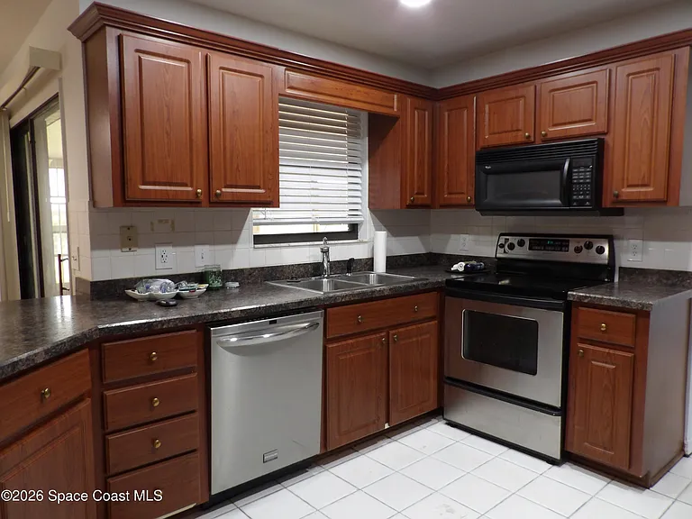 1291 Ein Ct NW — Photo 8