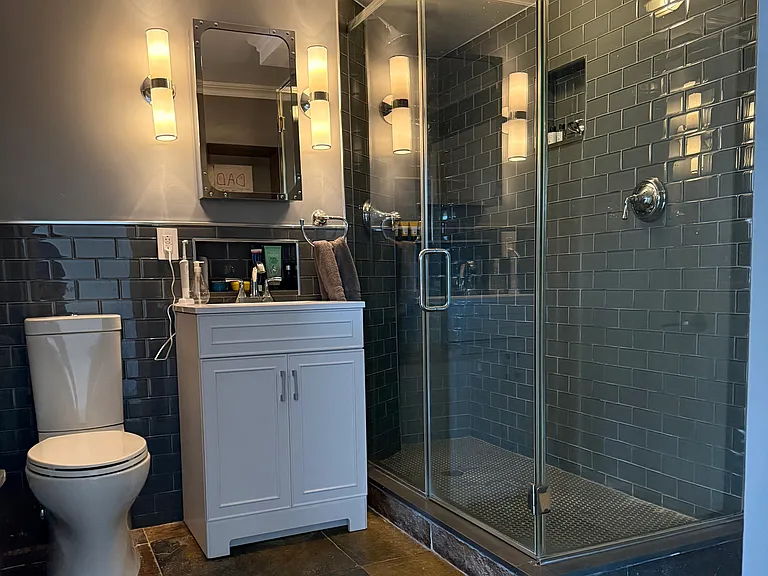 100 W 89th St #Penthouse 2 — Photo 12