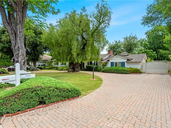 5210 Quakertown Ave, Woodland Hills, CA 91364