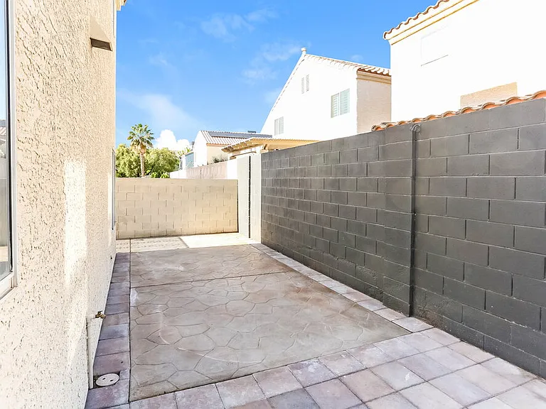 4137 Glenfield Cir — Photo 19