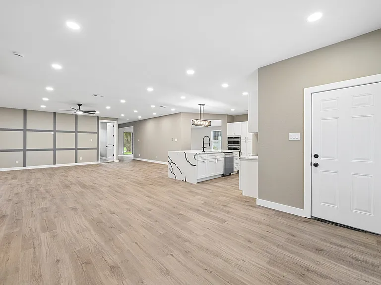 3337 Whirlaway Rd — Photo 6