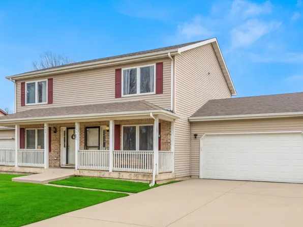 688 S Elizabeth St Unit 688, Maple Park, IL 60151