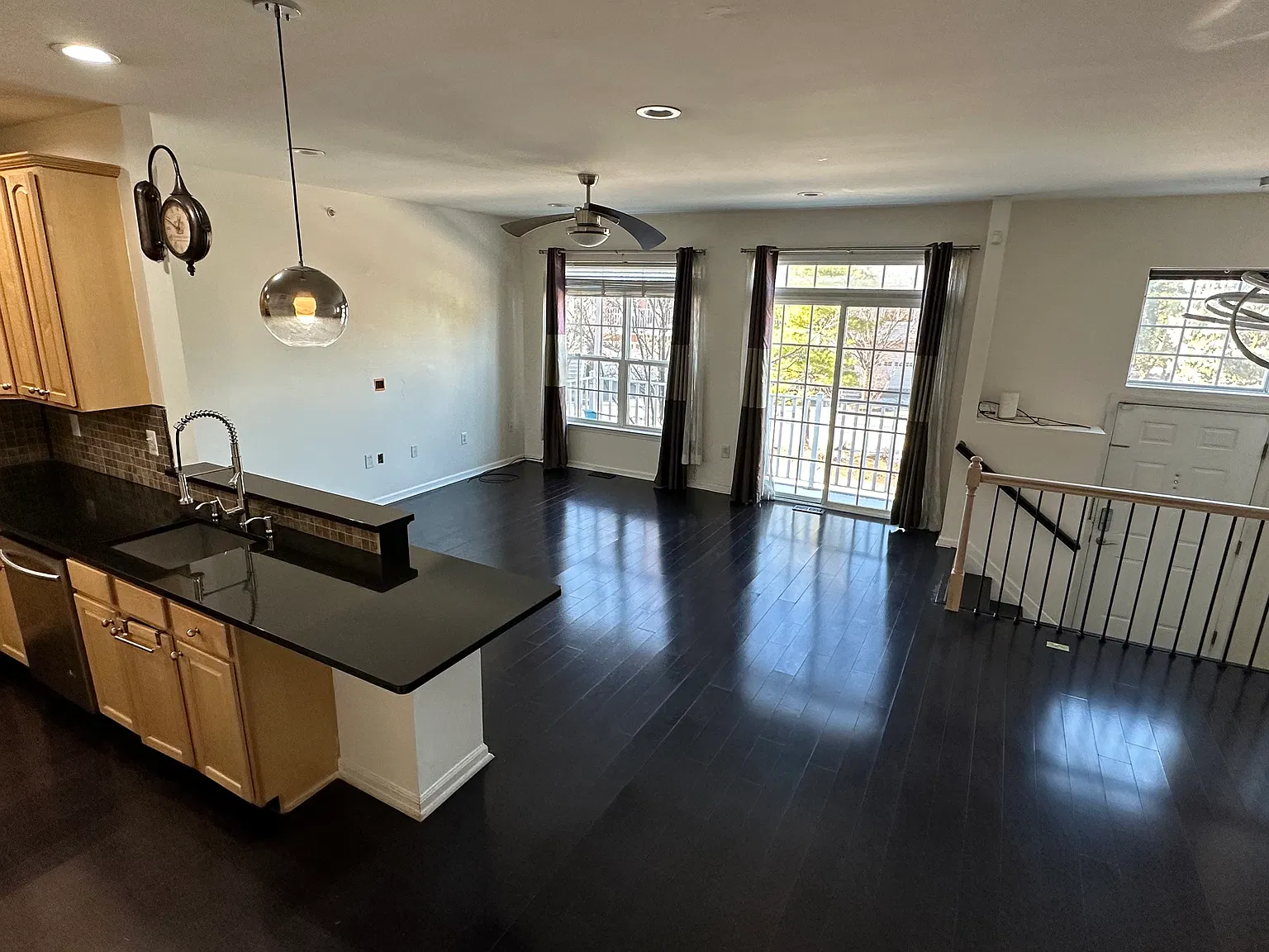 15 Hudson Ct — Photo 2