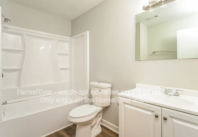 1603 W Mountain St — Photo 13