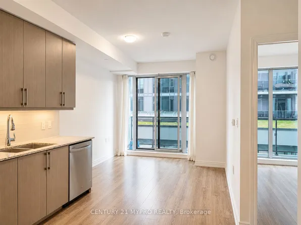 9608 Yonge St, Richmond Hill, ON