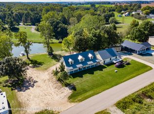 9564 Lakeview Ct, Perrinton, MI 48871
