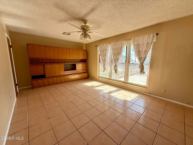 2900 Polk Ave — Photo 7