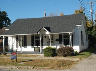 40 N Wayne St, Martinsville, IN 46151