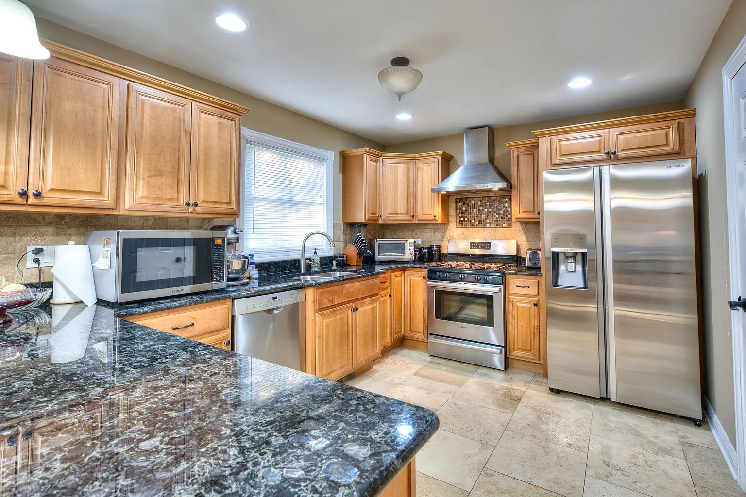 2674 Forest Park Dr photo 1