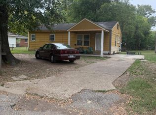 1114 Helen St, Greenville, MS 38703