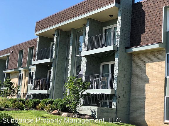 4th image of 1308 Camp Hill Way APT 7