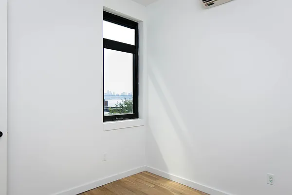 Rented by Nooklyn NYC LLC | media 27