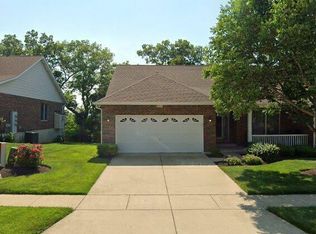 5715 Hillcamp Ct, Saint Louis, MO 63128