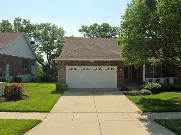 5715 Hillcamp Ct, Saint Louis, MO 63128