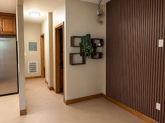 2nd image of 4222 Utopia Pkwy #1