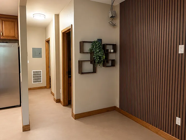 4222 Utopia Pkwy #1 — Photo 2