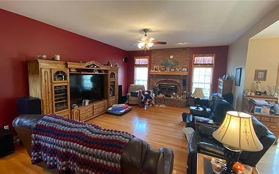 5th image of 11700 E 97th St