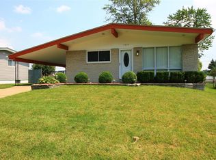 1865 Flamingo Dr, Florissant, MO