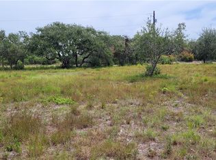 1038 S Hood St, Rockport, TX 78382