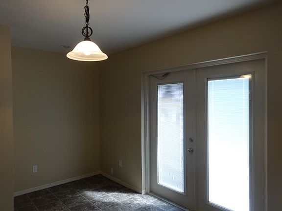5th image of 14056 Saint Leo Ct