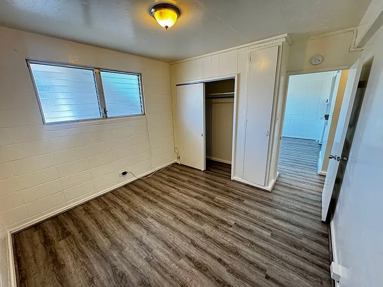 1348 Kinau St — Photo 10