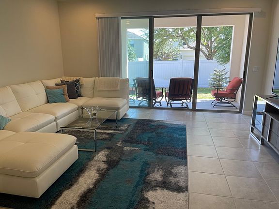 4th image of 1212 Pavia Dr