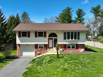 944 Edinburgh Dr, Lancaster, PA, 17601
