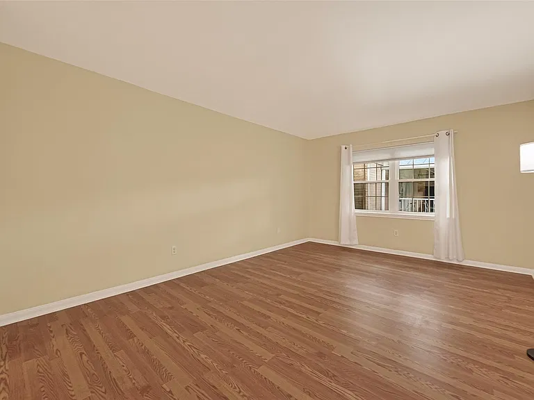 2600 Bellefontaine St #B24 — Photo 24