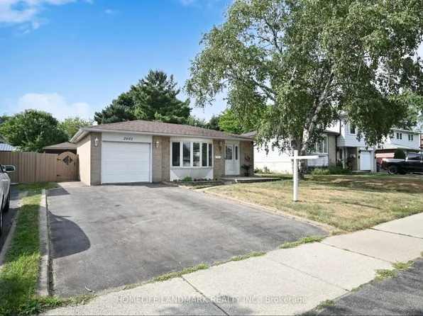 2603 Bromsgrove Rd, Mississauga, ON L5J 1M1