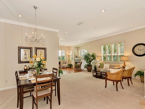 592 High Eagle in Rossmoor