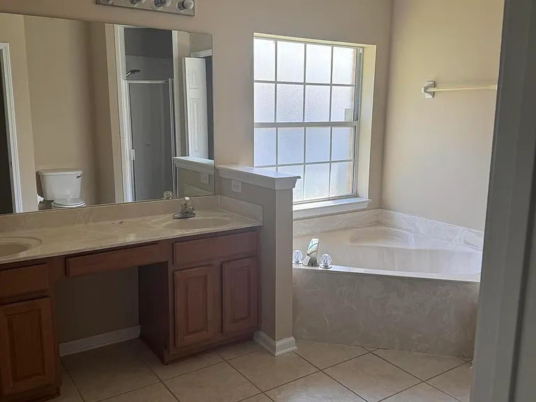 1260 Ribbon Rd — Photo 8