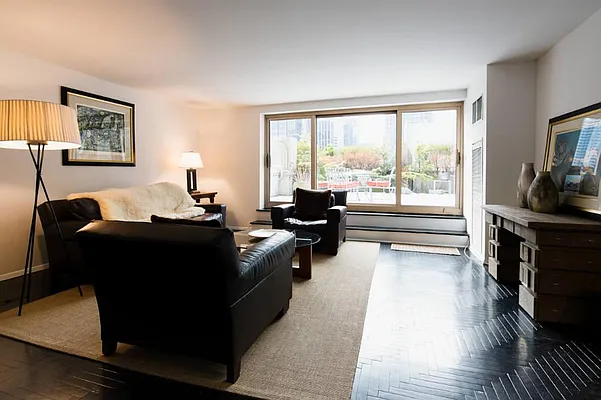 Rented by Town Residential | media 36