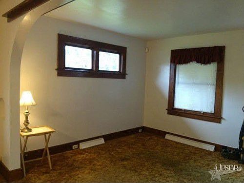 4th image of 725 Charlotte Ave