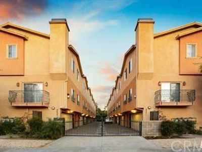 9650 Sepulveda Blvd APT 2, North Hills, CA, 91343