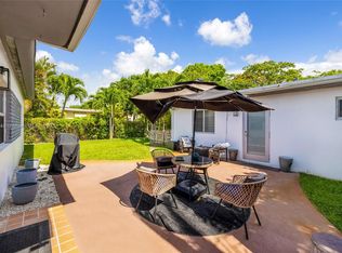 910 NE 81st St #R, Miami, FL 33138