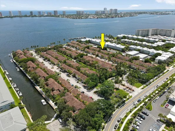 1030 Lake Shore Drive #101, Lake Park, FL 33403