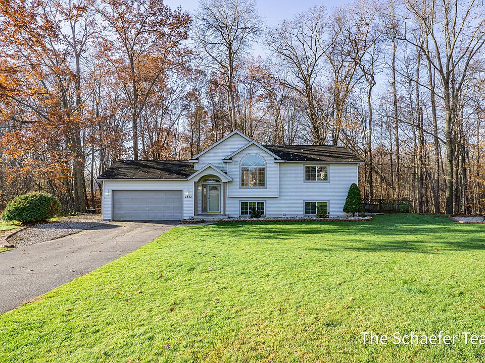 1st image of 2832 Leaf Ct