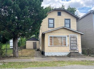 1049 5th Ave W, Huntington, WV 25704