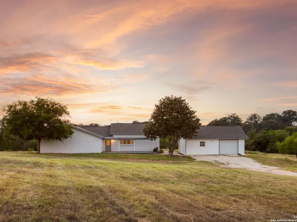 1626 COUNTY ROAD 126, Floresville, TX 78114