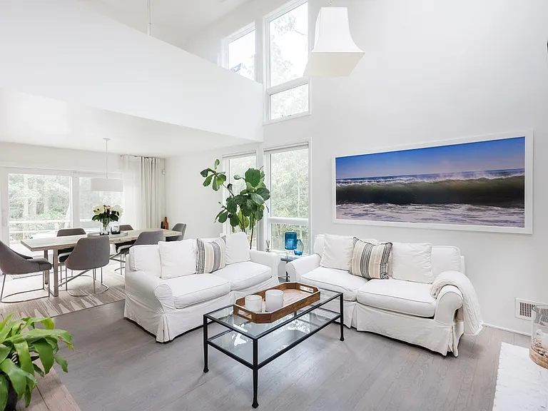 10 Crows Nest Cir — Photo 9