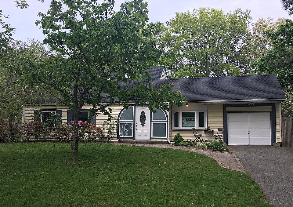 1st image of 25 Blackpine Dr