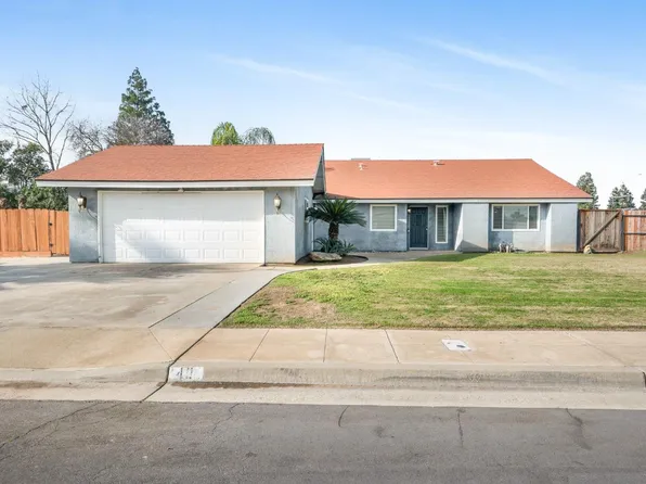 40 Orangewood Ave, Clovis, CA 93612