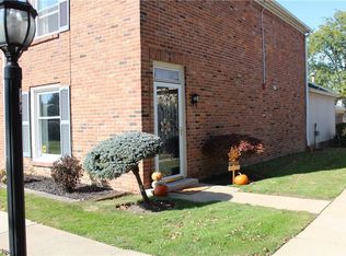 5710 York Dr #5710, Cleveland, OH 44124