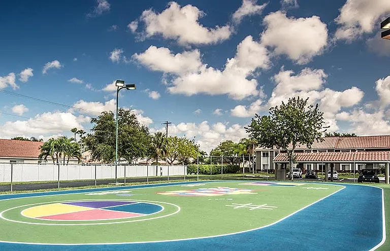 Pavilions at Deer Chase Apartments — Photo 26