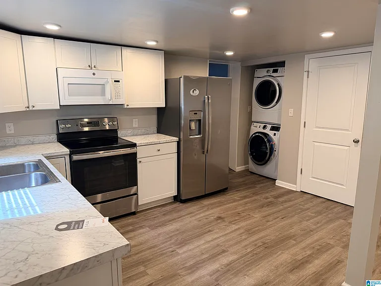 8551 Griffin Ave — Photo 13