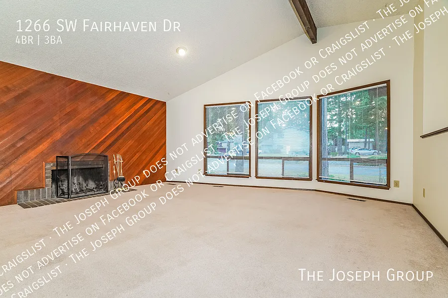 Bright & Roomy 4-Bed on Beautiful Whidbey Island! — Photo 2