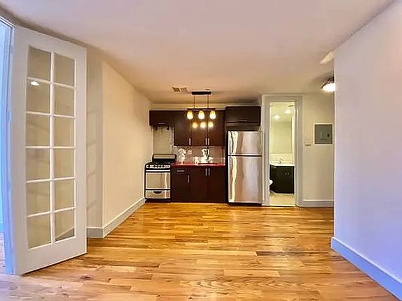 3rd image of 461 Park Pl APT 3lf